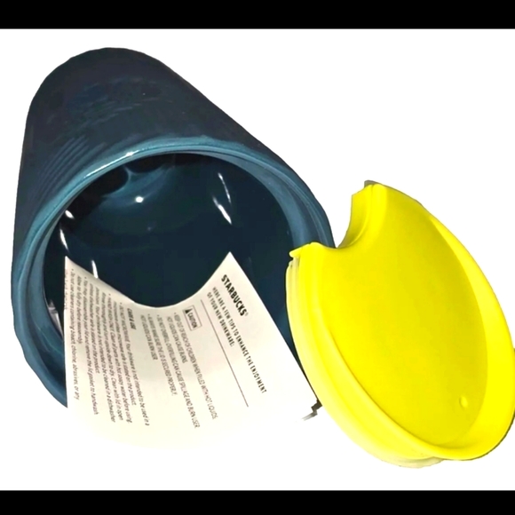 NWT, Starbucks Geometric Blue Ceramic  Tumbler (12 oz) w/yellow lid. Soft/touch - Picture 4 of 6